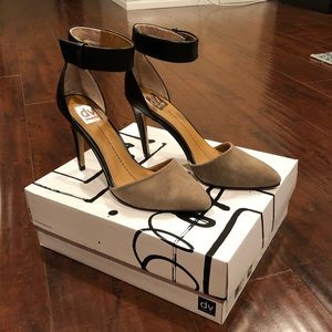 Dolce Vita Heels Size 8.5